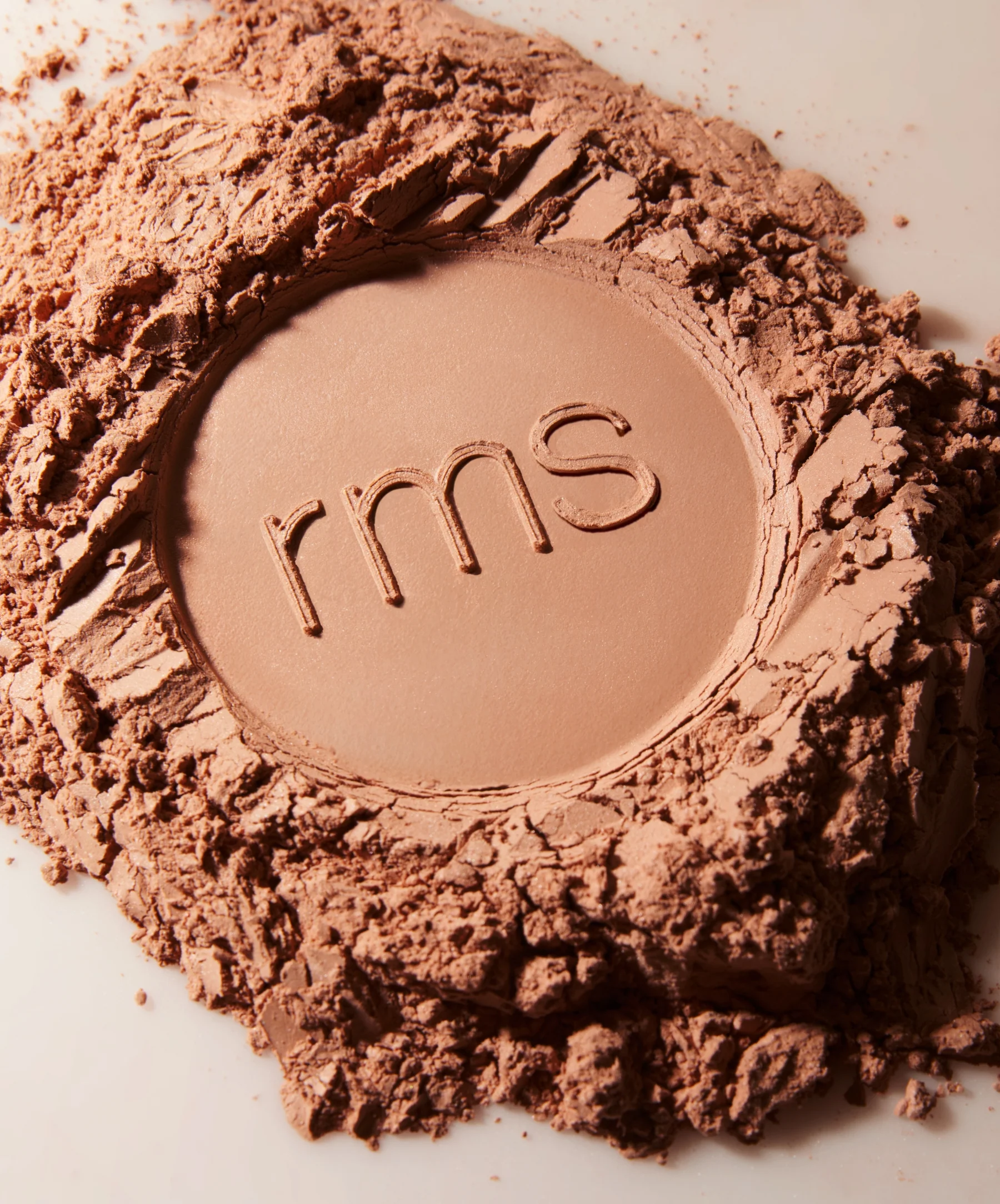 Hydra Setting Powder - Image 10