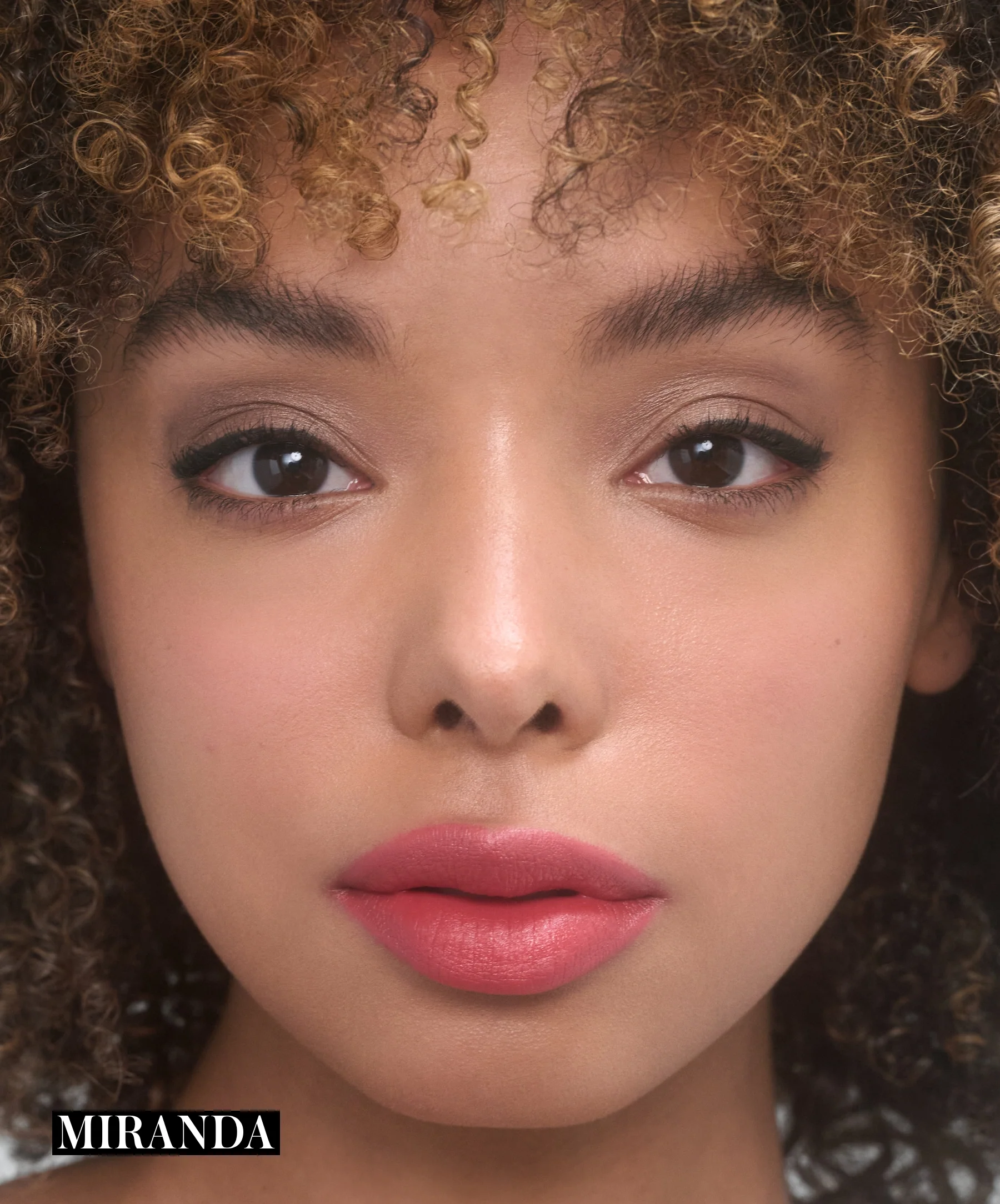 Legendary Serum Lipstick - Image 37