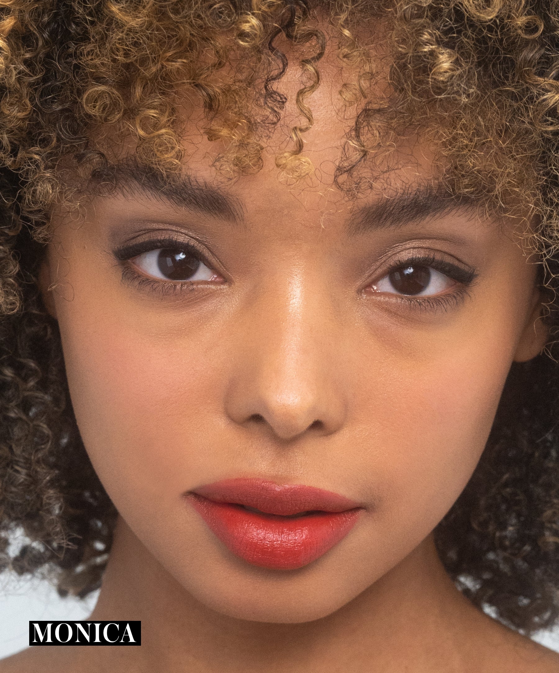 Legendary Serum Lipstick - Image 42