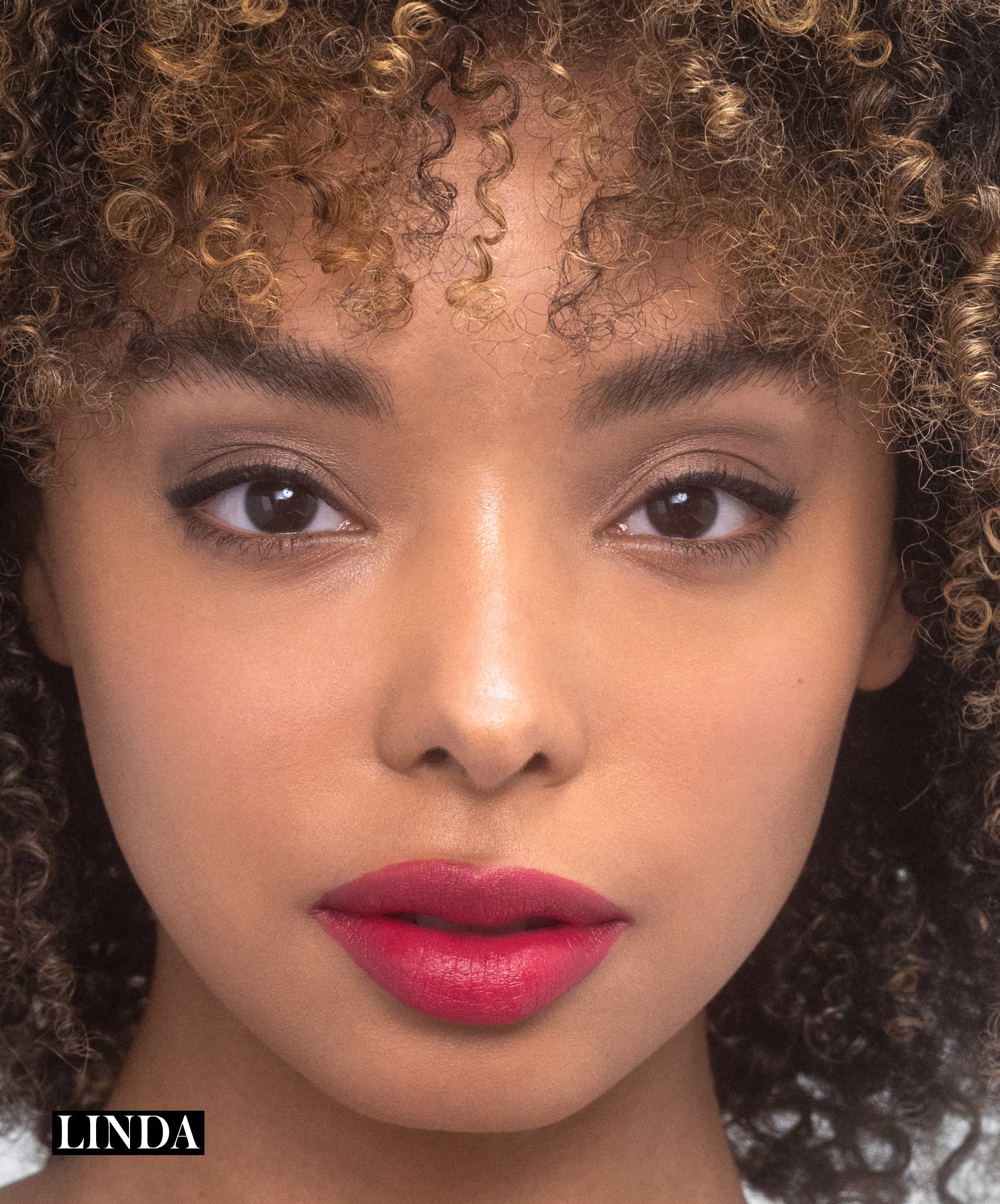 Legendary Serum Lipstick - Image 43