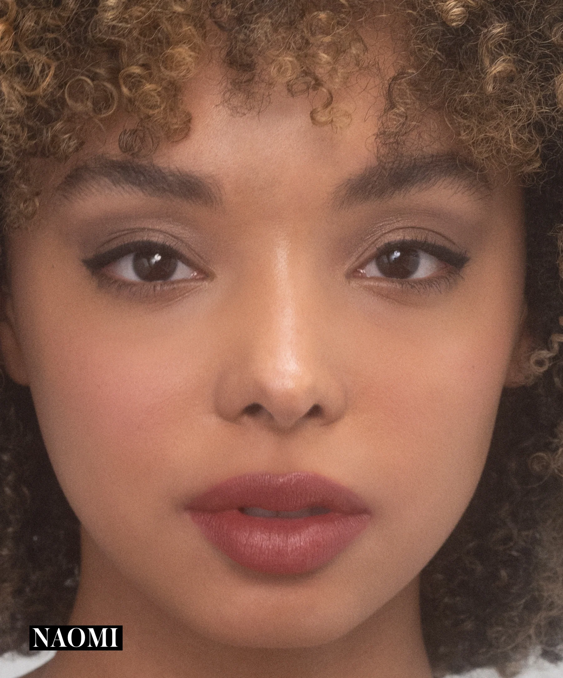 Legendary Serum Lipstick: The Nudes - Image 27