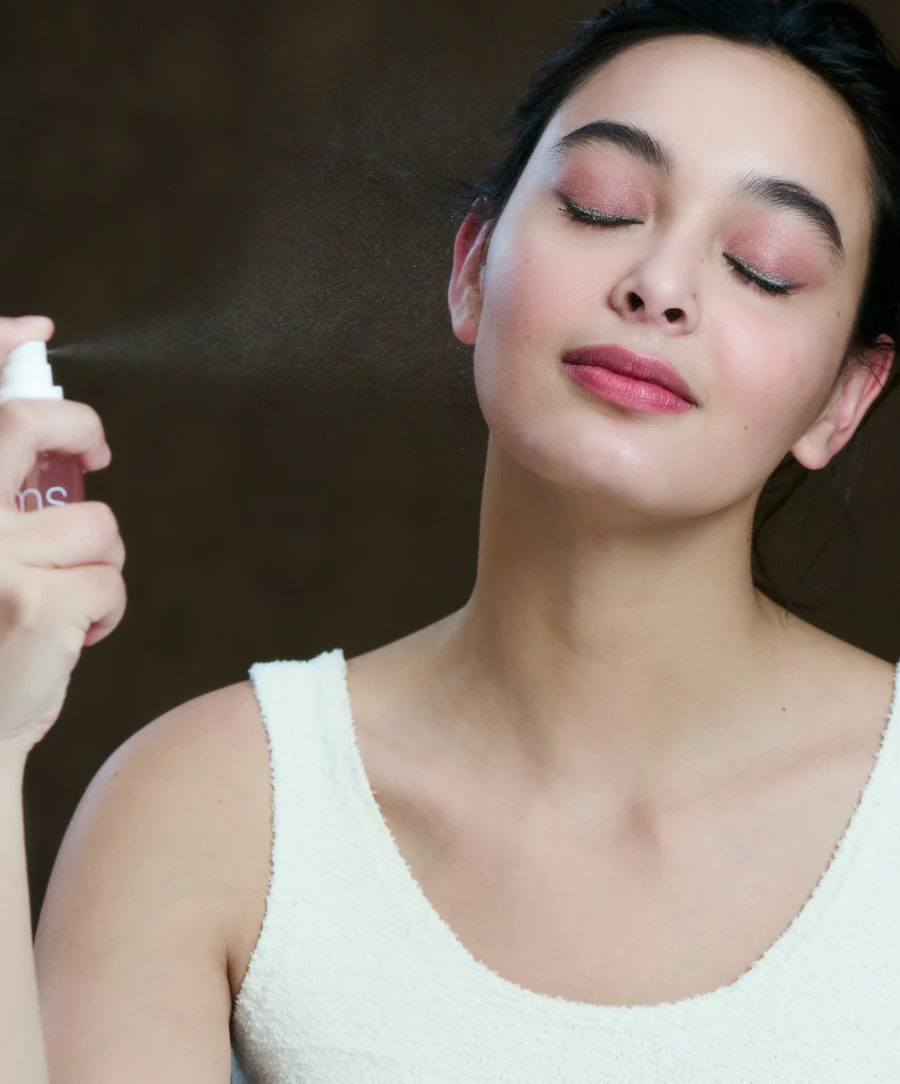 Radiance Lock Setting Mist - Image 8