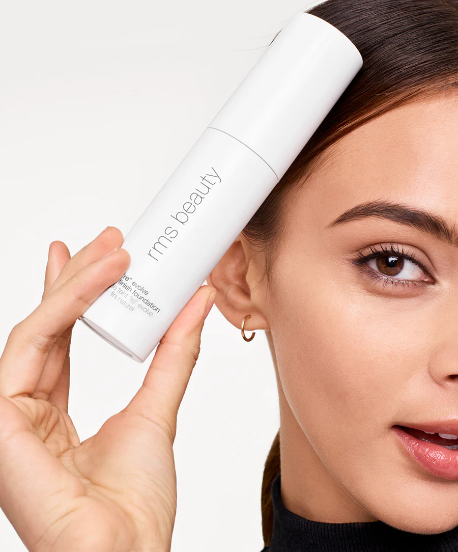 ReEvolve Natural Finish Liquid Foundation - Image 102