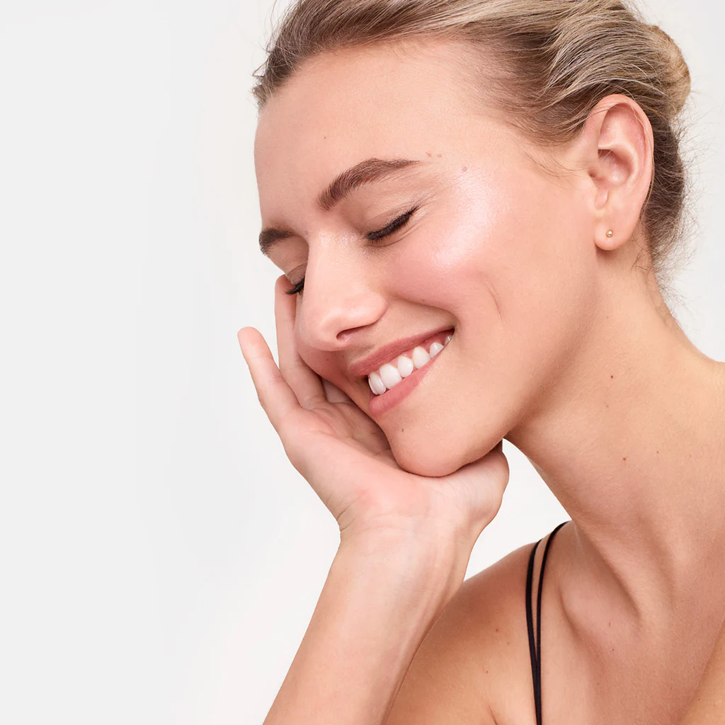 ReEvolve Natural Finish Liquid Foundation - Image 33