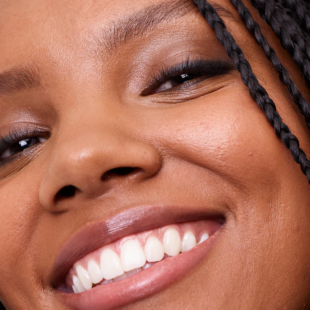 ReEvolve Natural Finish Liquid Foundation - Image 37