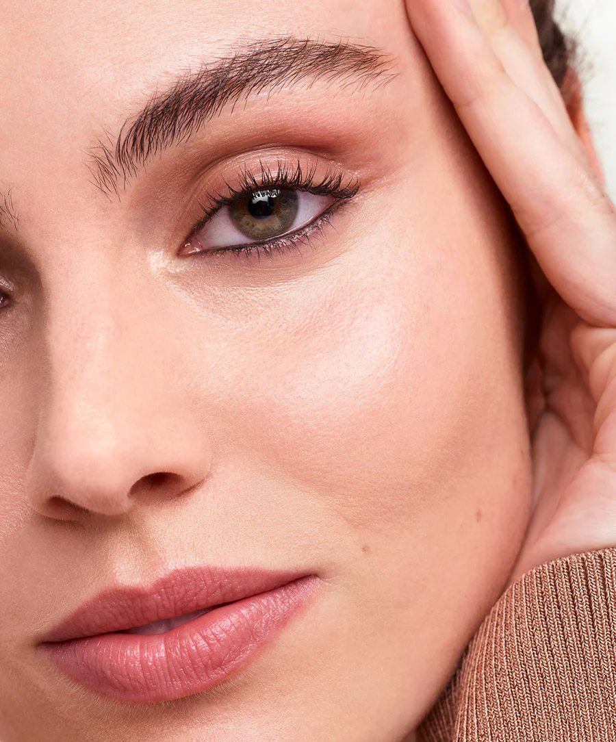 ReEvolve Natural Finish Liquid Foundation - Image 98