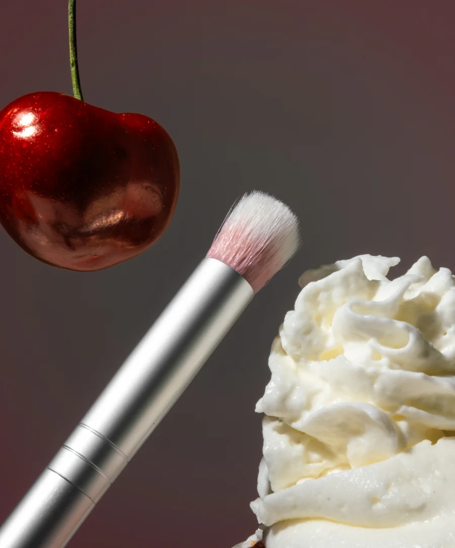 Skin2Skin Everything Eye Polish Brush - Image 4