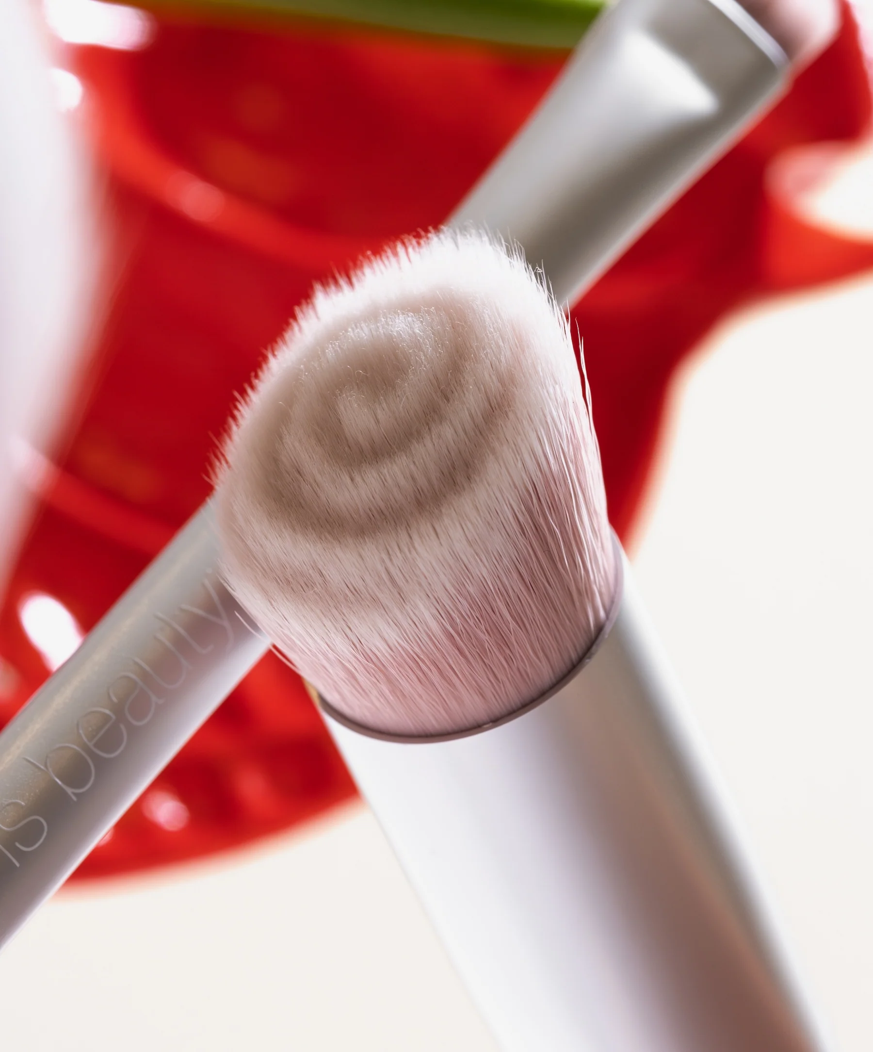 Skin2Skin Foundation Brush - Image 3